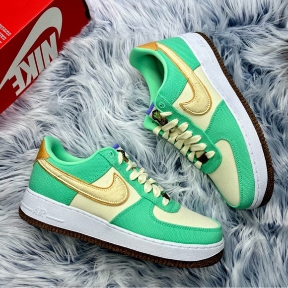 Nike Air Force 1 '07 LX - Picture 3 of 5